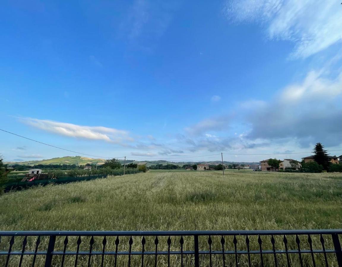 Otium Rooms / Camere E Appartamenti Morrovalle Exterior foto
